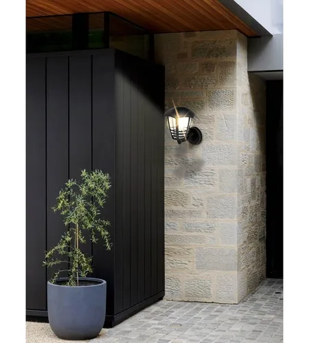 kinkiet zewnętrzny czarny do oświetlenia wejścia