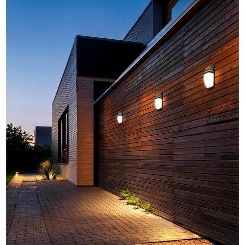 lampa zewnętrzna przy podjeździe – oświetlenie strefy wejściowej