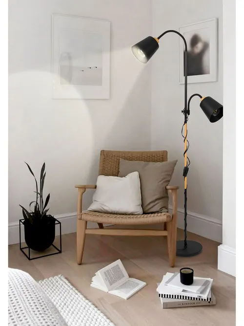 Aranżacja: lampa 2-kloszowa LEDLUX obok sofy – górne światło i lampka do czytania