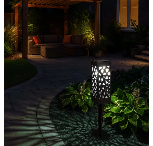 lampa solarna wbijana z zimną barwą światła