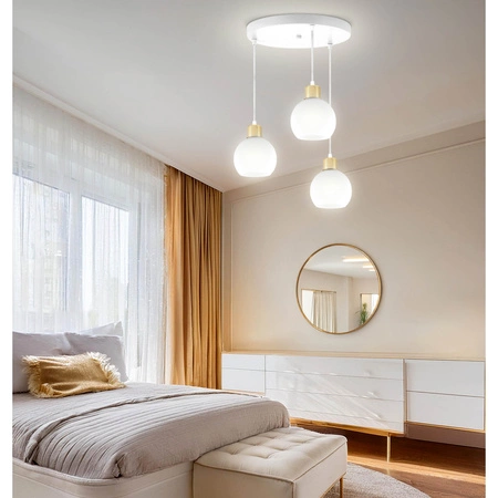 Lampa Sufitowa Wisząca Plafon Żyrandol Złota Szklana kula Mleczna 3x E27 LX-1045 LEDLUX