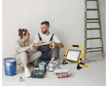 Statyw Stojak Roboczy Do Naświetlaczy Halogenów Pojedynczy LEDLUX