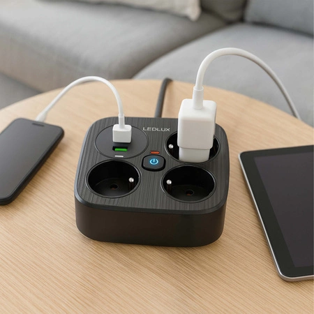 Przedłużacz Listwa Zasilająca Sieciowa 3 Gniazda 230V 3M 4x USB Ładowarka